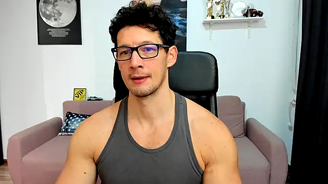 Snapshot of BrutusK08 chatting on December 2025 05:45:02 AM BrutusK08 online show from December 2025 05:45:02 AM