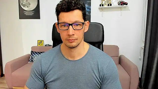 BrutusK08 online show from January 2026 09:02:01 AM