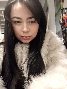 Lia Roxx online show from January 2025 06:49:01 PM