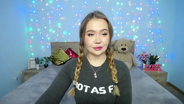 Snapshot of StacyYellig chatting on January 2025 08:10:02 PM StacyYellig online show from January 2025 08:10:02 PM