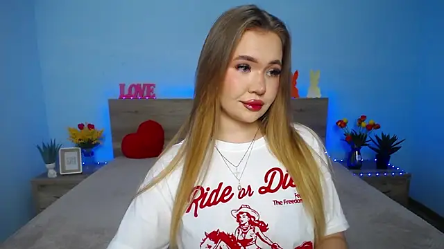 Snapshot of StacyYellig chatting on March 2025 02:10:02 AM StacyYellig online show from March 2025 02:10:02 AM