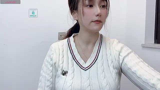 Snapshot of LIsha--170 chatting on December 2024 02:28:01 PM LIsha--170 online show from December 2024 02:28:01 PM