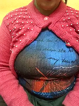 CUTE SOPHIA- online show from January 2025 06:03:02 PM