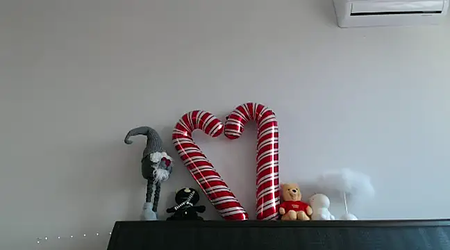 Snapshot of _mika_in_passion chatting on February 2025 02:38:02 PM mika in passion online show from February 2025 02:38:02 PM