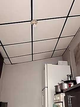 stefanie010 online show from December 2024 04:01:02 PM