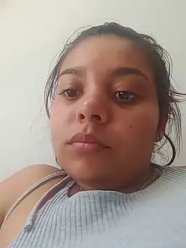 stefanie010 online show from December 2024 03:48:01 PM