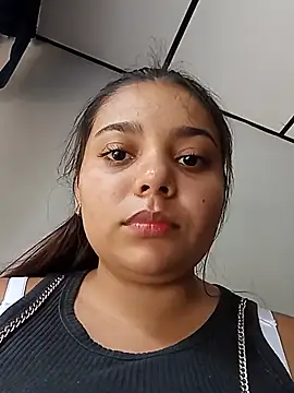 stefanie010 online show from May 2026 04:14:01 PM