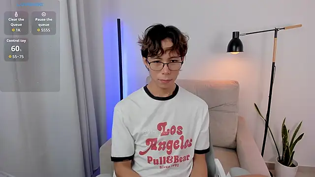 Snapshot of kim_lian21 chatting on November 2025 01:54:02 PM kim lian21 online show from November 2025 01:54:02 PM