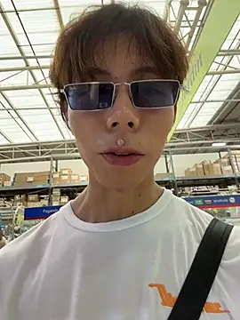 Snapshot of kim_lian21 chatting on November 2025 09:15:01 PM kim lian21 online show from November 2025 09:15:01 PM