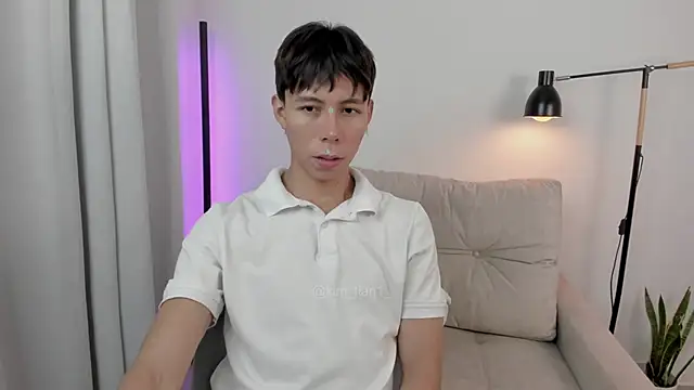 Snapshot of kim_lian21 chatting on November 2025 07:01:01 AM kim lian21 online show from November 2025 07:01:01 AM