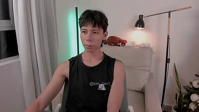 Snapshot of kim_lian21 chatting on December 2025 10:42:01 AM kim lian21 online show from December 2025 10:42:01 AM