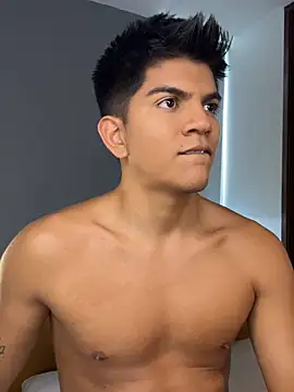 santiago 01 online show from March 2026 09:11:01 PM