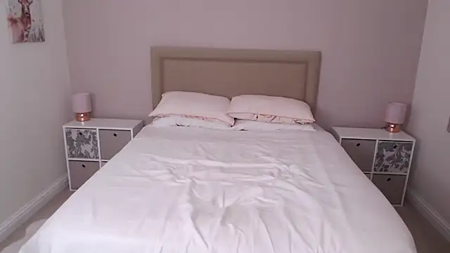 British Goddess Anna online show from January 2025 05:51:02 PM