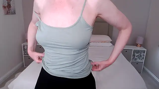 British Goddess Anna online show from January 2025 12:00:01 PM