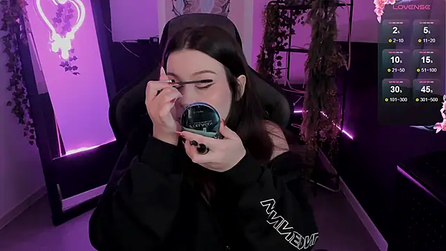 CoralineKeyns online show from September 2025 05:22:01 AM