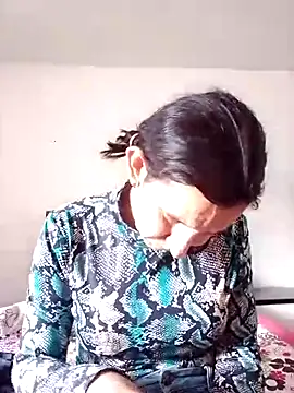 Cameron puppy online show from October 2025 07:48:02 PM