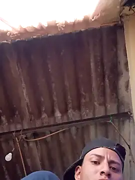 Snapshot of dantero chatting on February 2025 09:17:01 PM dantero online show from February 2025 09:17:01 PM