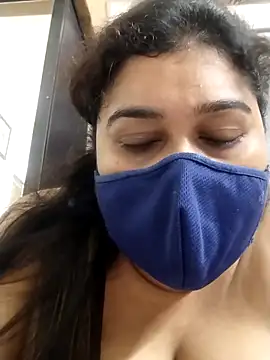 indianlisa5 online show from June 2026 07:00:02 PM