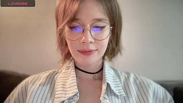 Snapshot of ms_christiana chatting on November 2025 12:27:01 AM ms christiana online show from November 2025 12:27:01 AM