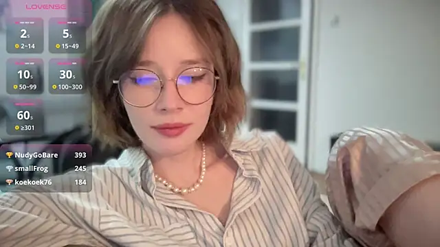 Snapshot of ms_christiana chatting on November 2025 03:56:02 AM ms christiana online show from November 2025 03:56:02 AM