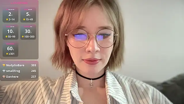 Snapshot of ms_christiana chatting on November 2025 02:39:01 AM ms christiana online show from November 2025 02:39:01 AM