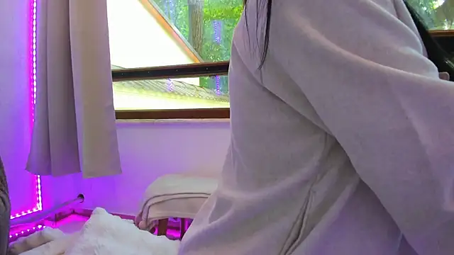 Snapshot of Awesome_Jolie chatting on May 2026 09:29:02 AM Awesome Jolie online show from May 2026 09:29:02 AM
