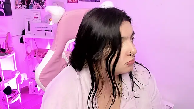 Sachi Meow online show from November 2025 12:04:01 PM