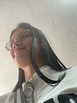 scarlet-kennedy98 online show from February 2026 07:03:02 PM