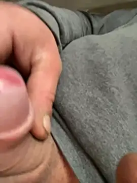 vanho29 online show from April 2026 01:37:02 PM