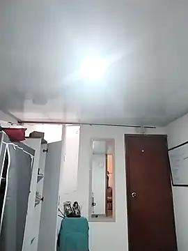 Snapshot of Julieta_Wall_ chatting on March 2025 10:27:02 PM Julieta Wall  online show from March 2025 10:27:02 PM