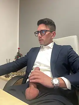 masterboss  online show from December 2025 07:53:01 PM