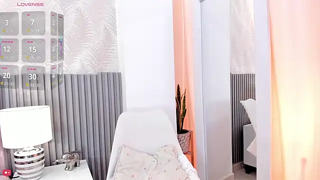 Snapshot of Sally_Azmani_ chatting on November 2025 12:38:02 PM Sally Azmani online show from November 2025 12:38:02 PM