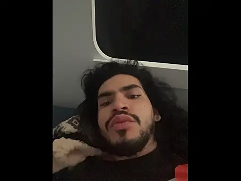 aangie  uwu online show from November 2025 05:15:02 PM