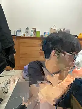 Snapshot of hihi0169 chatting on February 2025 01:54:01 PM hihi0169 online show from February 2025 01:54:01 PM