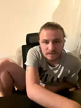 Snapshot of singer1911 chatting on December 2024 09:26:01 PM singer1911 online show from December 2024 09:26:01 PM