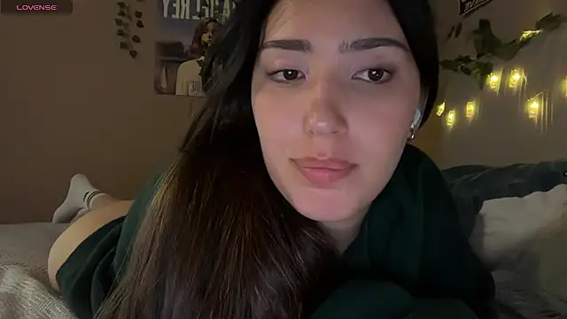 Snapshot of Anisawithlove chatting on May 2026 01:30:02 PM Anisawithlove online show from May 2026 01:30:02 PM