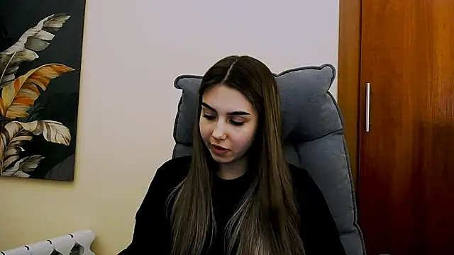 Lili magic online show from March 2025 04:00:02 PM