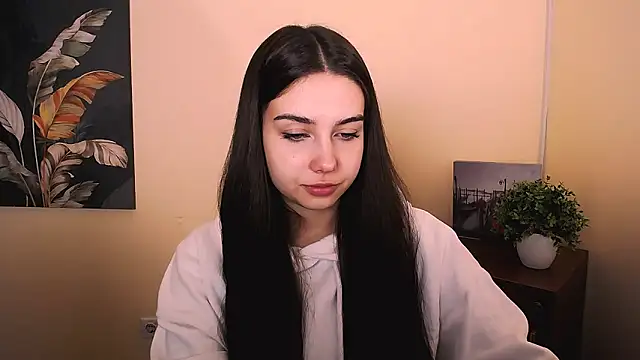 Lili magic online show from September 2025 12:29:01 PM