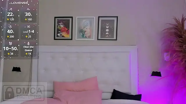 emma  smith1 online show from March 2026 11:04:01 AM