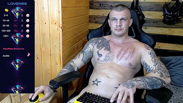 MrrKray online show from October 2025 06:18:02 PM