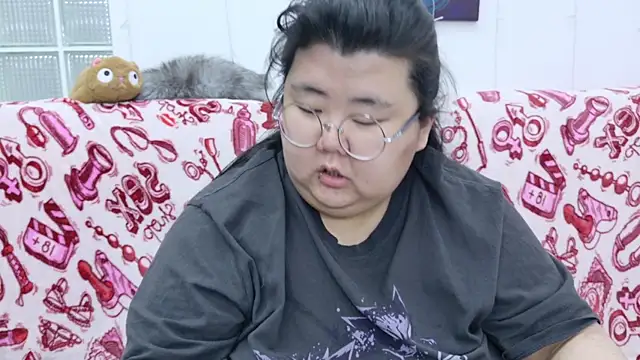 Snapshot of Nadine_asian chatting on January 2026 03:01:02 AM Nadine asian online show from January 2026 03:01:02 AM