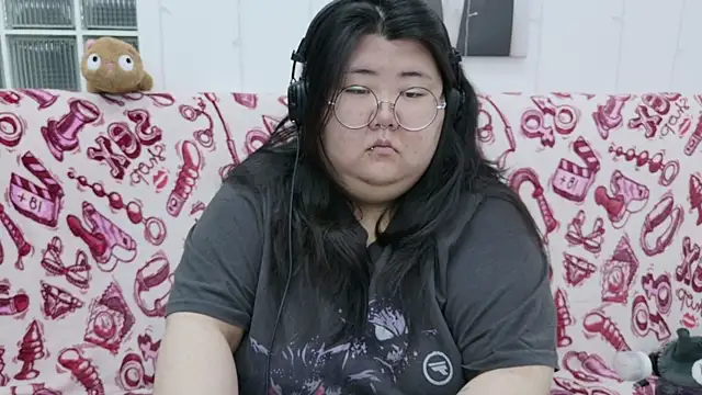 Snapshot of Nadine_asian chatting on February 2026 04:09:01 AM Nadine asian online show from February 2026 04:09:01 AM