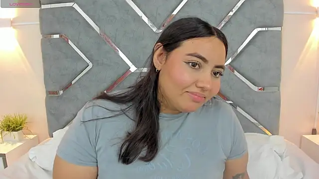 LucciaPorter online show from October 2025 09:23:02 PM