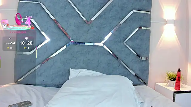 LucciaPorter online show from October 2025 10:42:01 PM