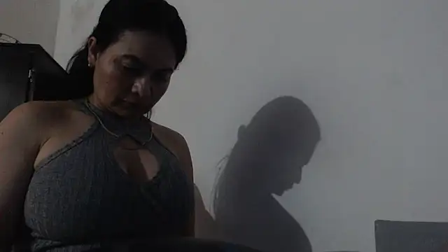 Snapshot of Janna099 chatting on November 2025 01:15:02 AM Janna099 online show from November 2025 01:15:02 AM