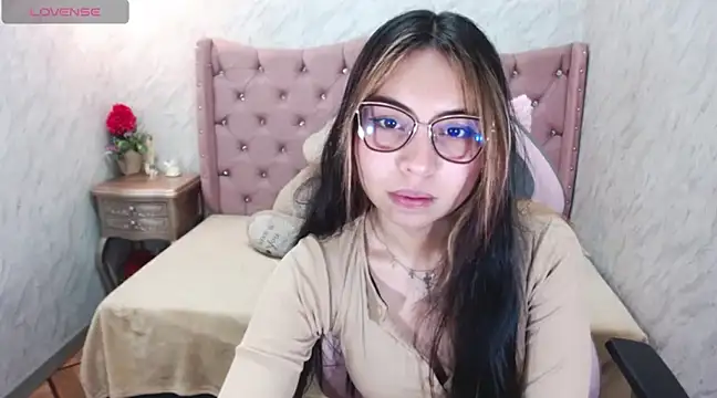 XSmaggiiee online show from March 2025 01:42:02 AM