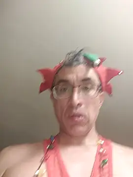 FetishTClouds online show from November 2025 01:00:02 AM