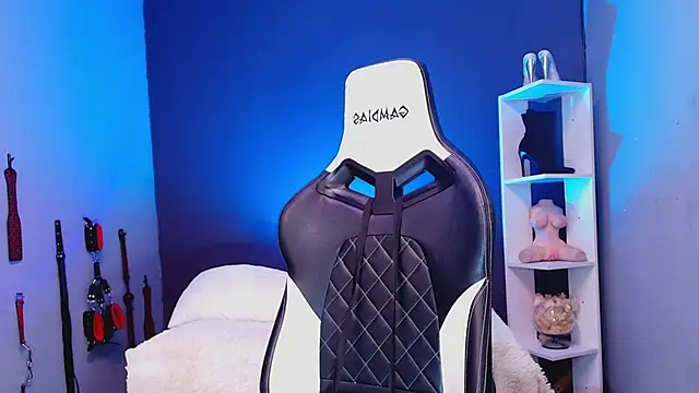 Snapshot of JadaRoberts chatting on December 2025 12:36:02 PM JadaRoberts online show from December 2025 12:36:02 PM