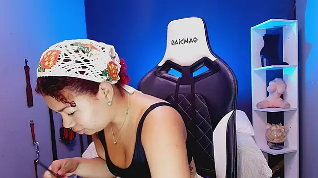 Snapshot of JadaRoberts chatting on December 2025 12:20:01 PM JadaRoberts online show from December 2025 12:20:01 PM