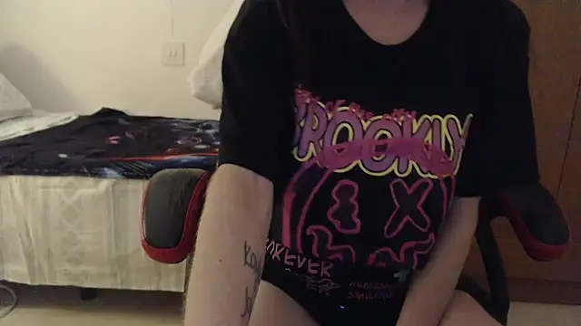 IrishLisaxo online show from October 2025 02:25:01 PM